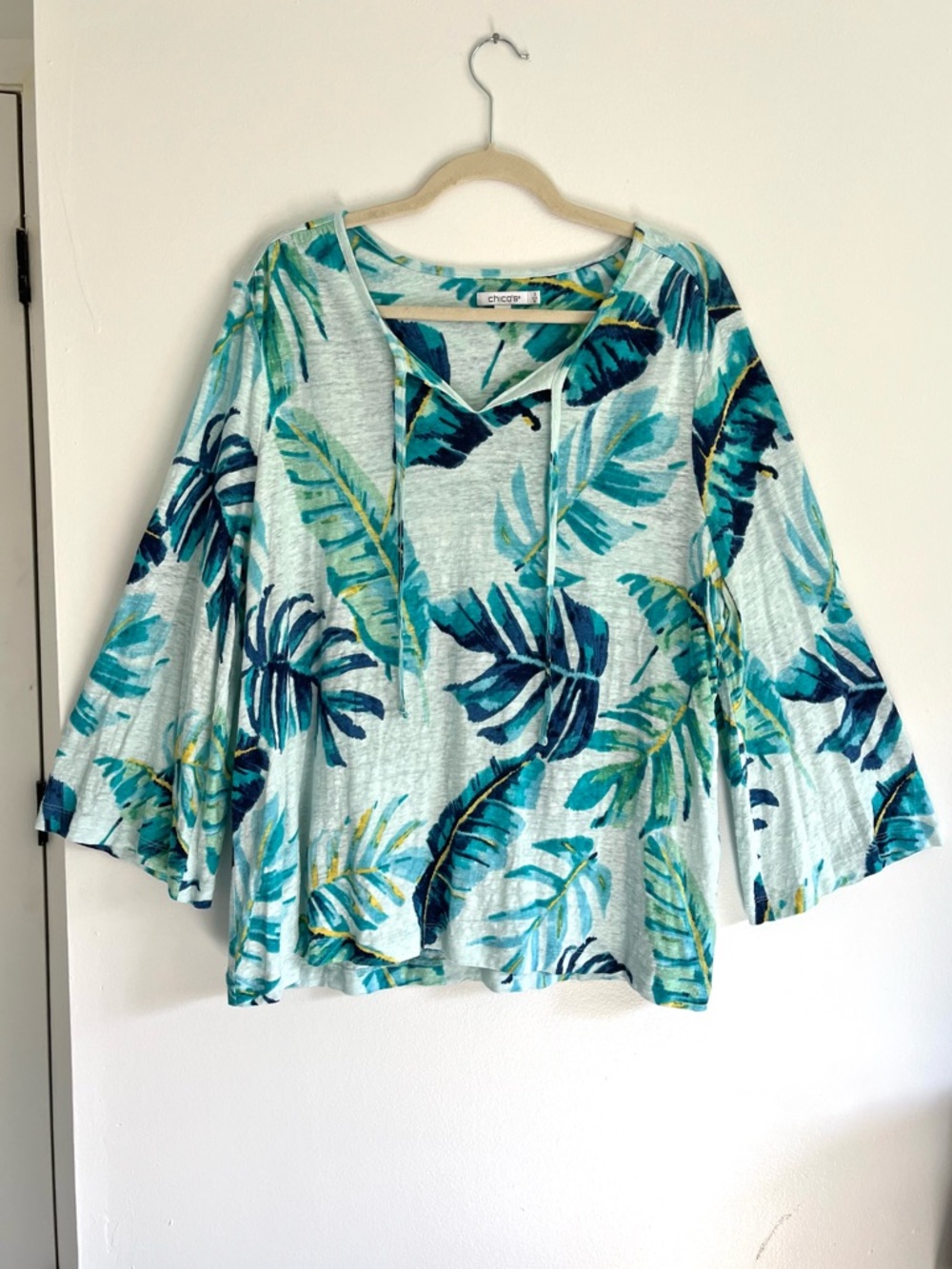 Chico's Linen Teal & Aqua Blue Boho Tropical Print Flowy V-Neck Blouse Top XL